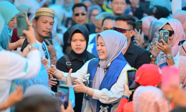 Cawagub Fatmawati Ruadi Disebut Bawa Perhatian Khusus Kelompok Rentan di Pilgub Sulsel Cawagub Fatmawati Ruadi Disebut Bawa Perhatian Khusus Kelompok Rentan di Pilgub Sulsel