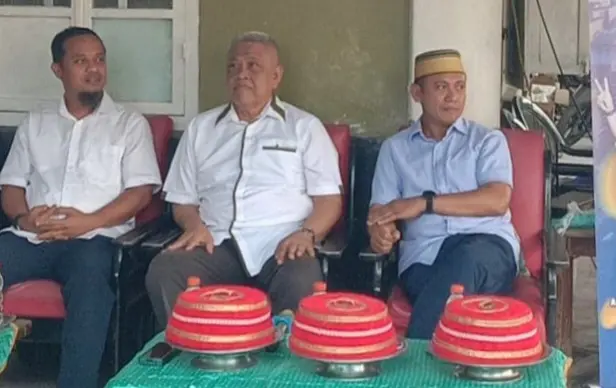 Bangun Penahan Ombak Sepanjang Pantai Galesong, Andi Sudirman Sanjung Kinerja Syamsari Kitta Bangun Penahan Ombak Sepanjang Pantai Galesong, Andi Sudirman Sanjung Kinerja Syamsari Kitta