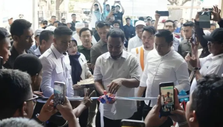 Di Maros, Cagub Andi Sudirman Sulaiman Resmikan Posko Induk Andalan Hati Di Maros, Cagub Andi Sudirman Sulaiman Resmikan Posko Induk Andalan Hati
