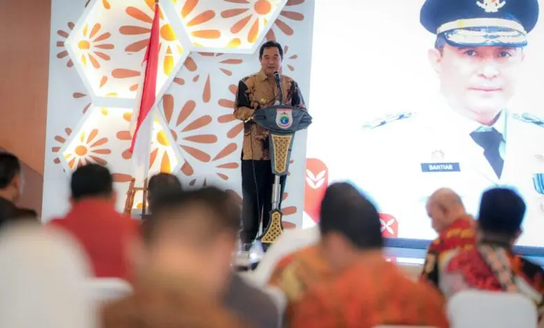 Bahtiar Jamin Pilkada di Sulbar Aman dan Partisipasi Pemilih Meningkat Bahtiar Jamin Pilkada di Sulbar Aman dan Partisipasi Pemilih Meningkat