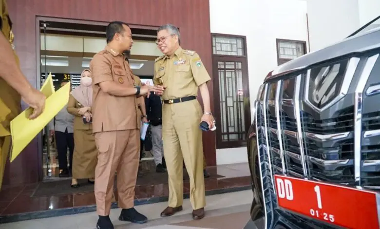 Taufan Pawe Akui Andi Sudirman Paling Cocok Lanjutkan Pembangunan di Sulsel Taufan Pawe Akui Andi Sudirman Paling Cocok Lanjutkan Pembangunan di Sulsel