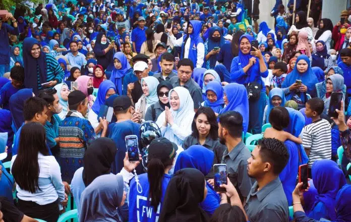 Pilgub Sulsel, Ribuan Loyalis “Sahabat FW” Deklarasi Menangkan Andalan Hati Pilgub Sulsel, Ribuan Loyalis “Sahabat FW” Deklarasi Menangkan Andalan Hati