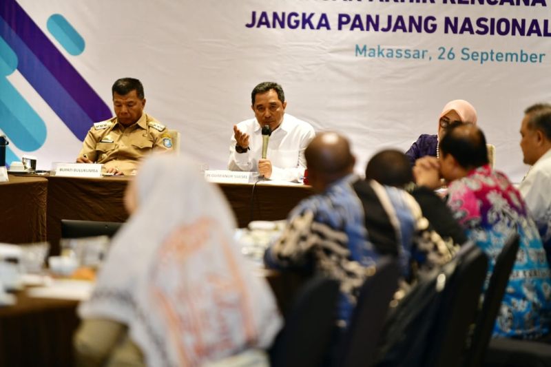 Pj Gubernur Sulsel Bahtiar: Arus Distribusi Barang Belum Didukung Infrastruktur