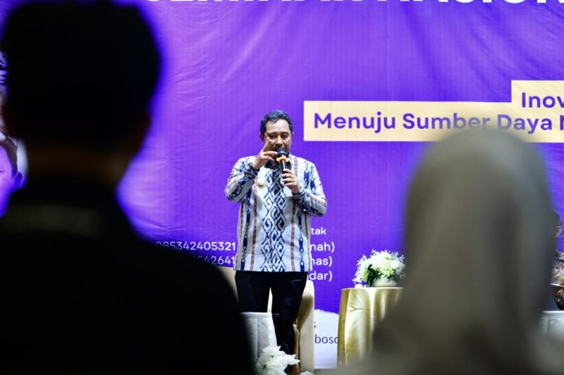 Pj Gubernur Sulsel Motivasi Mahasiswa Bosowa Kembangkan Budi Daya Pisang