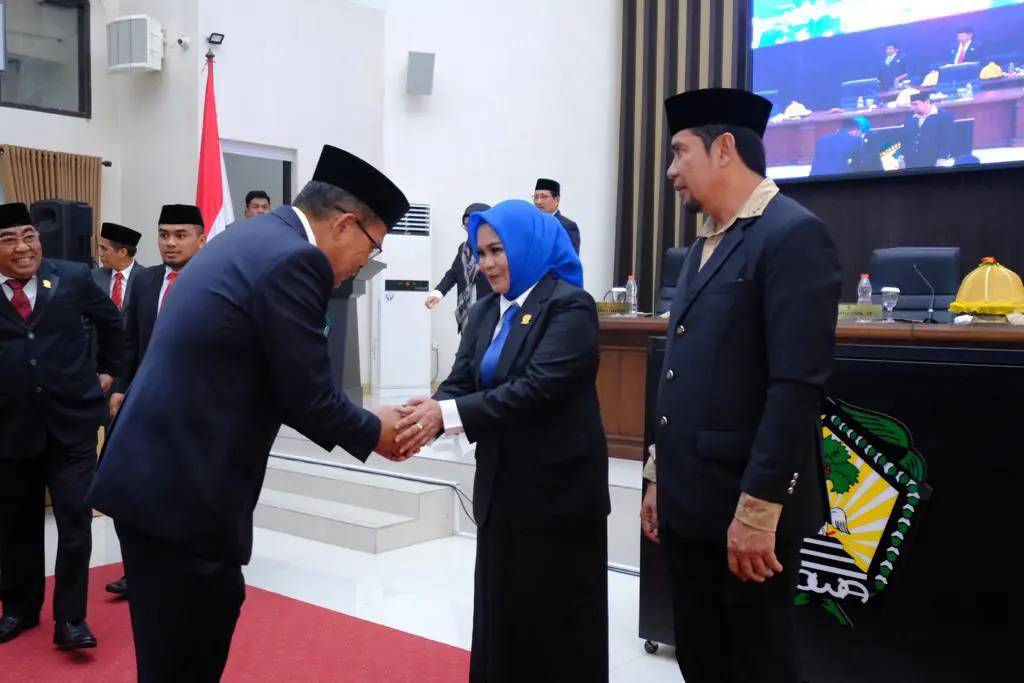 Sutihati Dahlan Kembali Dilantik Jadi Anggota DPRD Gowa