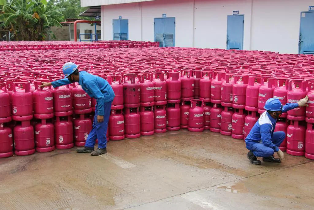 LPG Nonsubsidi Di Sulawesi Turun Harga