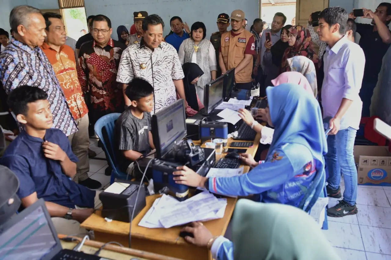 Jemput Bola, Sulsel Fasilitasi Perekaman e-KTP bagi Pemilih Pemula