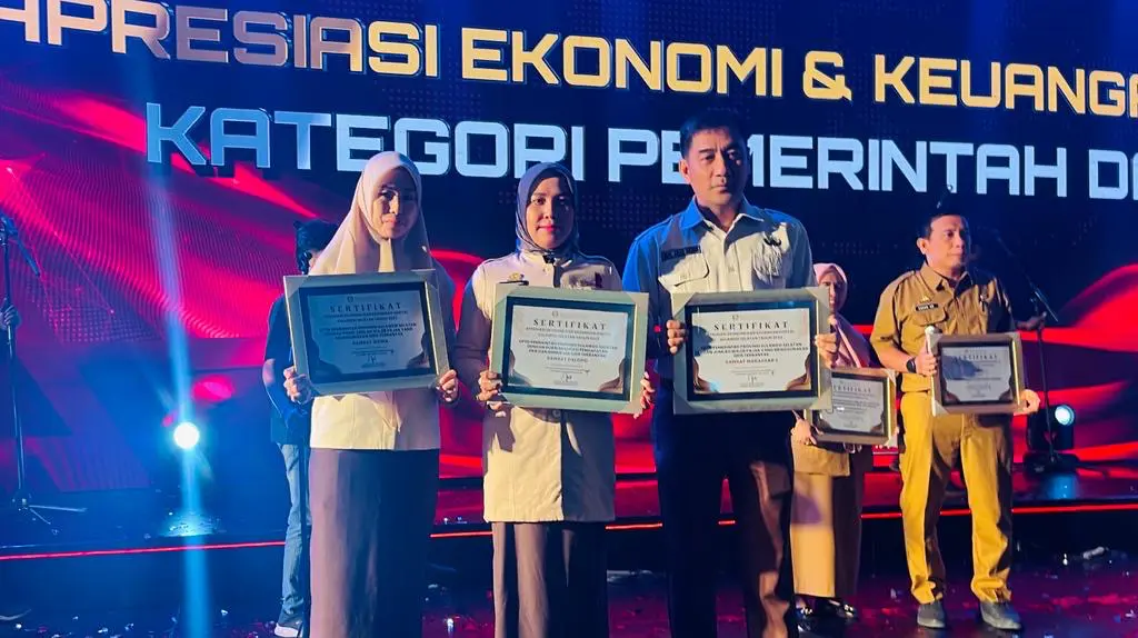 3 UPT Bapenda Sulsel Sabet Penghargaan dari Bank Indonesia