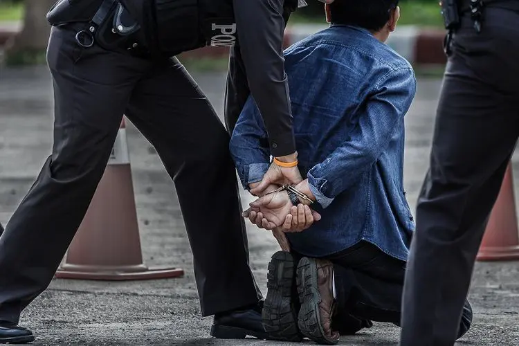 Timsus Ditnarkoba Polda Tangkap 1 Kg Sabu di Bone