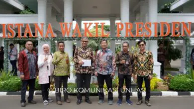 Unhas Raih Anugerah Kampus Informatif dari Komisi Informasi