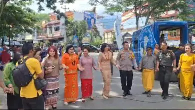 Kapolres dan Dandim Tator Ramaikan Tarian Ma’bugi 