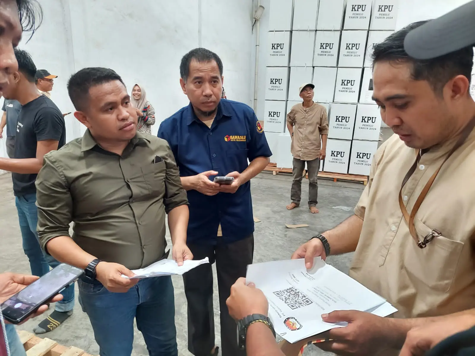Surat Suara Sebanyak 954 Box Tiba di Makassar