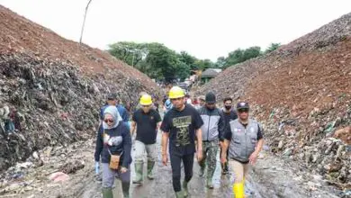 Jelang Penilaian Adipura, Pj Sekda Makassar Pimpin Bersih-bersih di TPA Antang