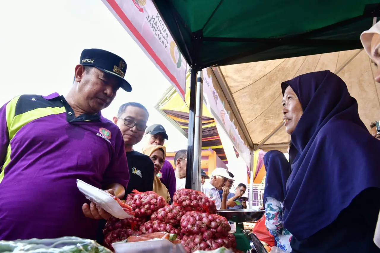 Bulog Siapkan Stok Tak Terbatas di Pasar Murah Enrekang