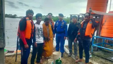 Korpolairud Baharkam Polri Tangkap 2 Pengebom Ikan di Teluk Bone