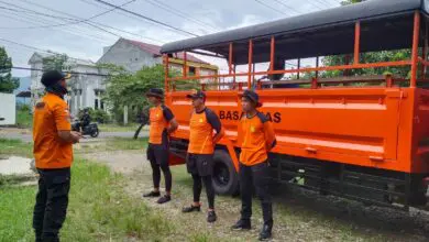 Jatuh Dari Perahu, Basarnas Cari Nelayan Hilang di Perairan Batulotong