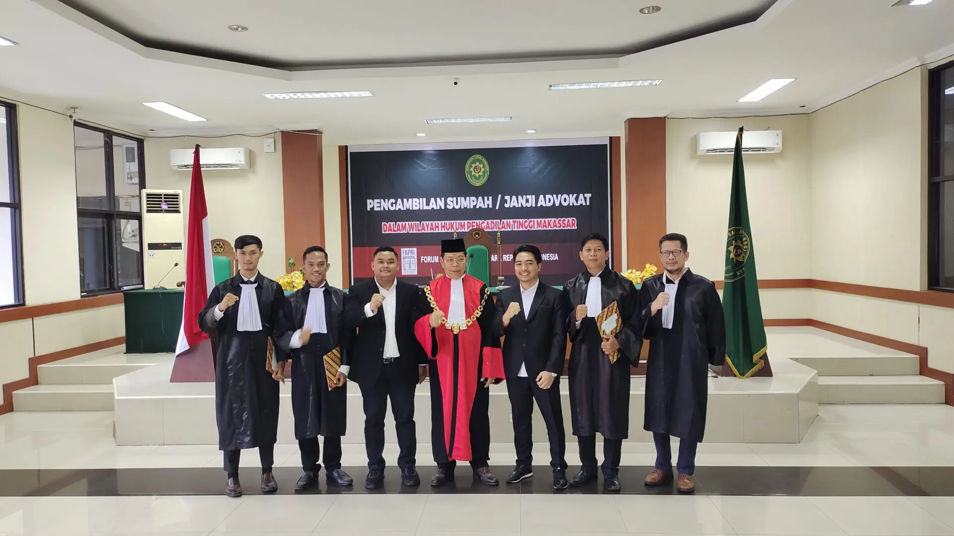 None Resmi Disumpah Jadi Advokat di Pengadilan Tinggi Makassar
