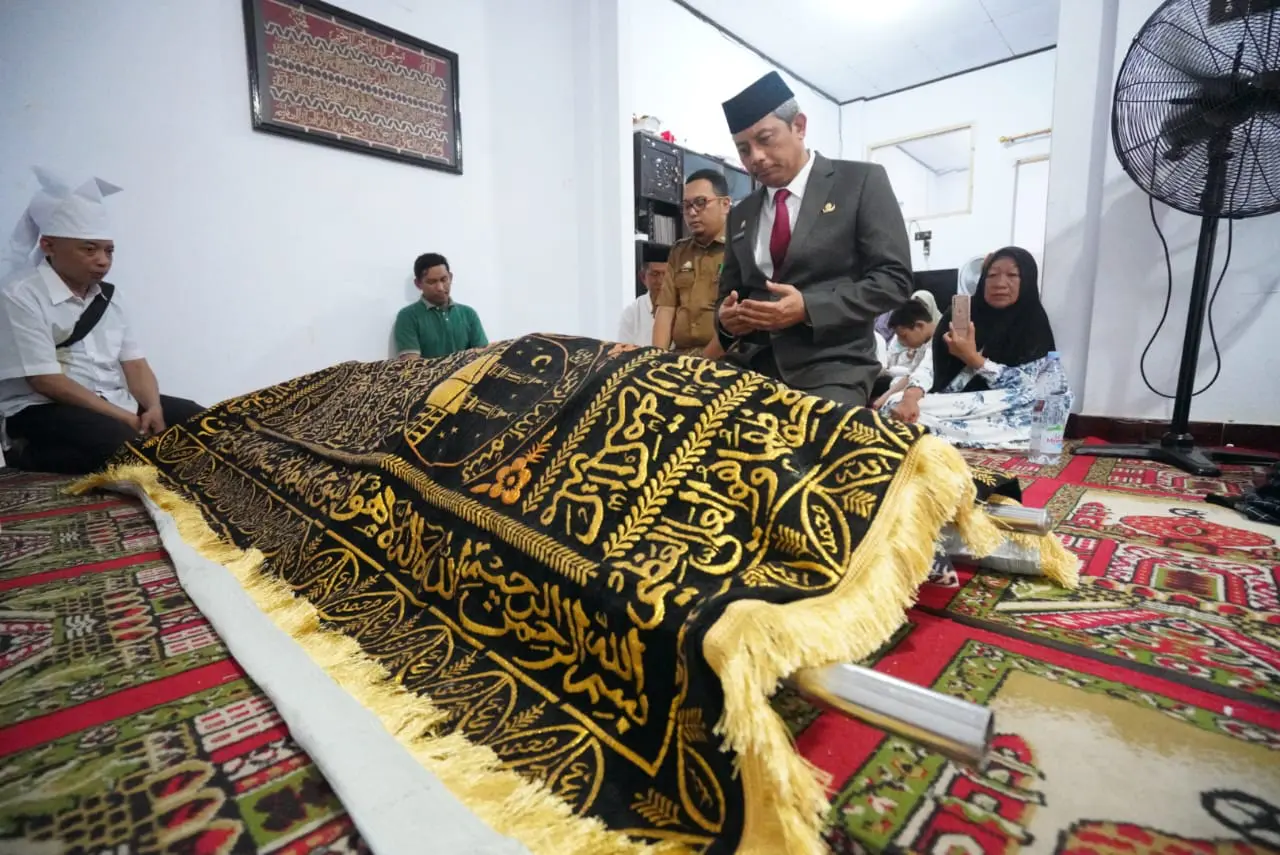 Lepas Jenazah Rizal Tolinggi, Pj Sekprov: Almarhum Banyak Membantu Kegiatan Pimpinan