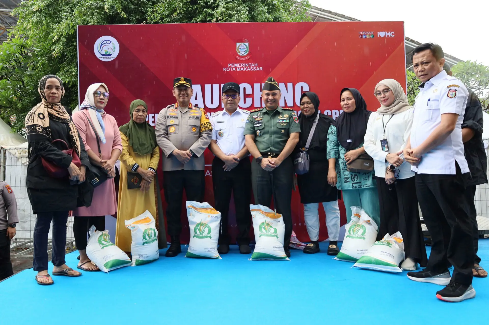 40 Ton Bantuan Pangan Beras Pemerintah Disalurkan di Makassar