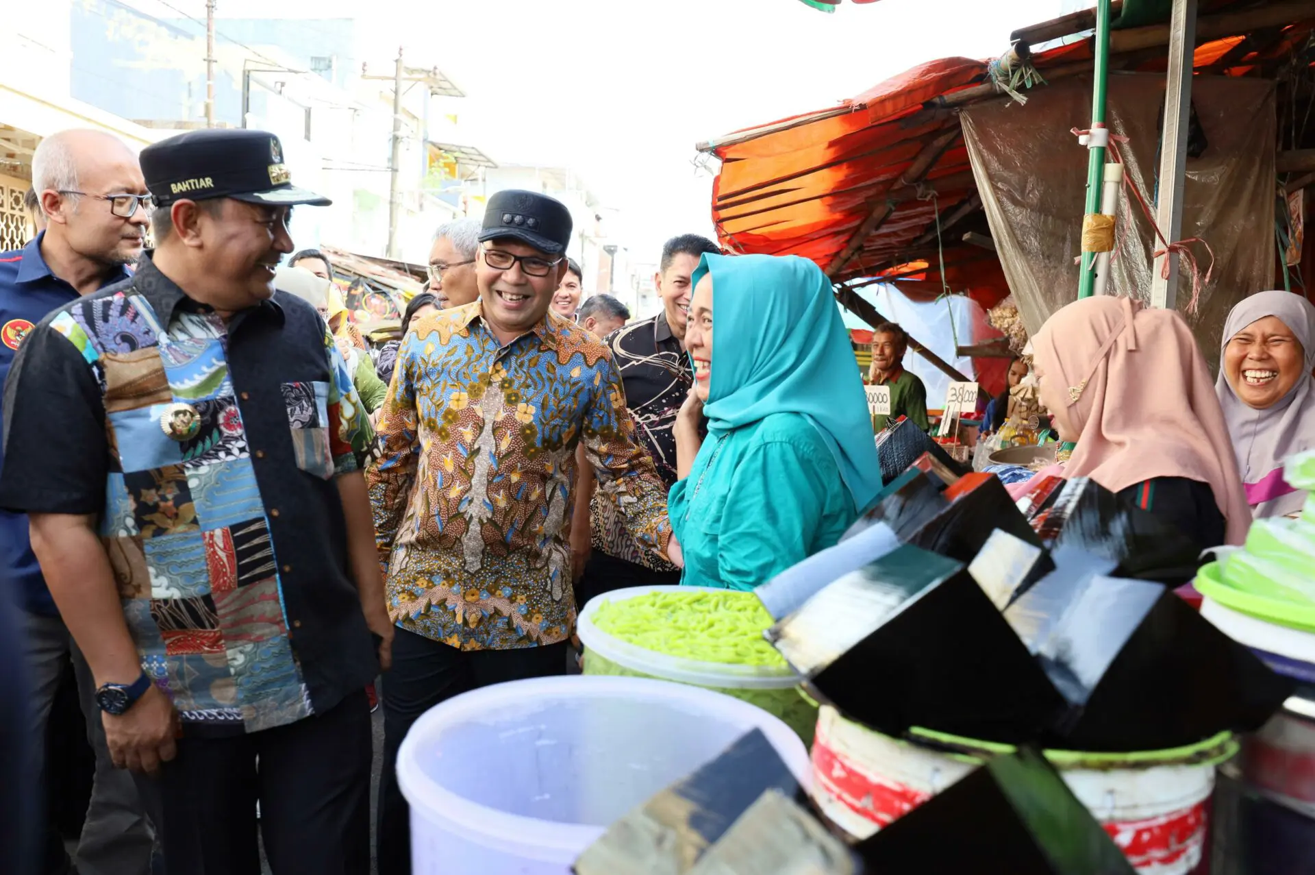 Pasca Pemilu, Pj Gubernur Sulsel Pantau Harga Sembako di Pasar Terong