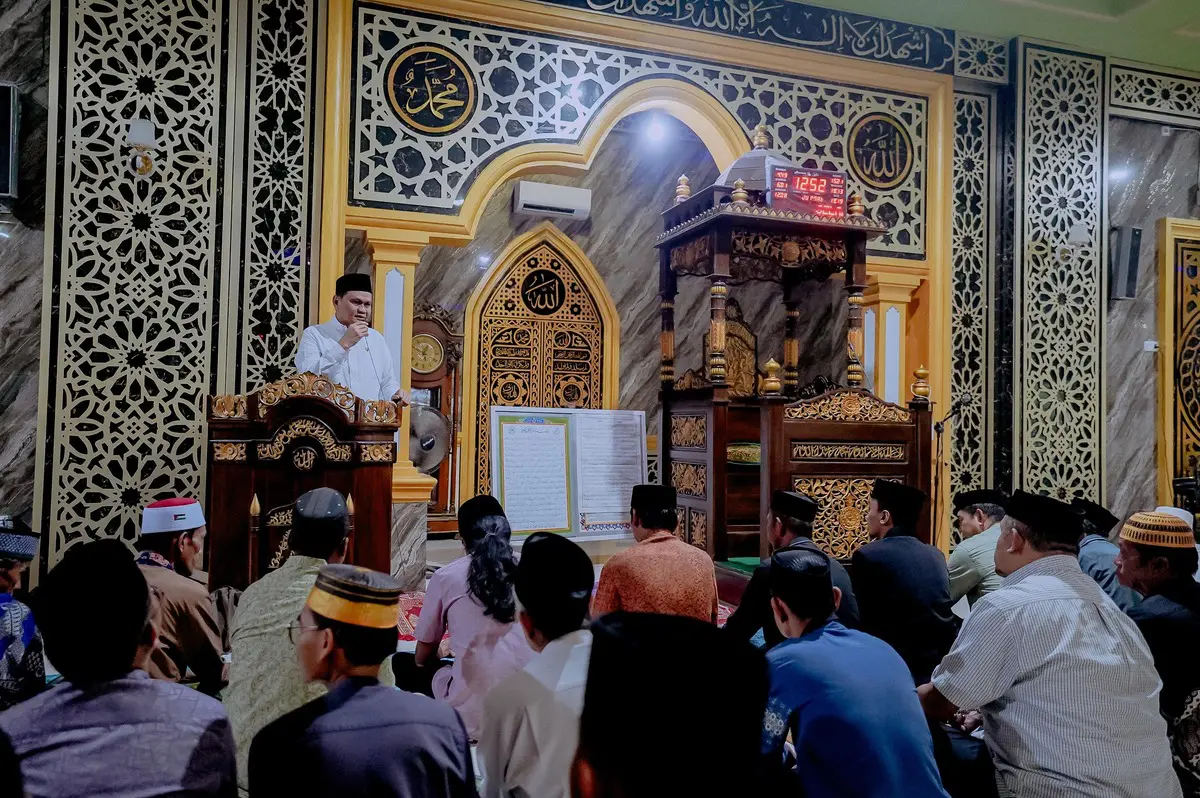 Gelar Safari Jumat Ramadan, Bupati Barru Temui Masyarakat Desa Galung