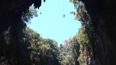 Menyusuri Gua Leang Pute, Tempat Wisata Ekstrem di Sulsel