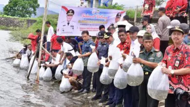 Tebar 100 Ribu Benih Ikan, Pj Gubernur Bahtiar Ajak Warga Rawat Bendungan Bili-bili