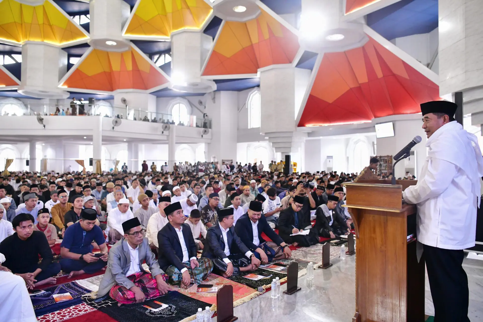 Ucapkan Selamat Idul Fitri, Pj Gubernur Sulsel: Momentum Kembali ke Fitrah dan Memaafkan