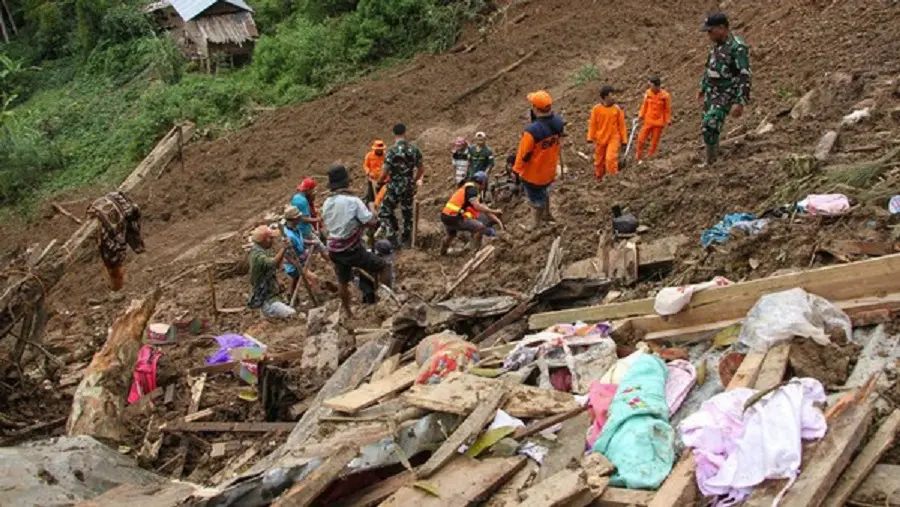 BNPB Catat 77 Orang Selamat dari Musibah Tanah Longsor Tana Toraja, Berhasil Dievakuasi