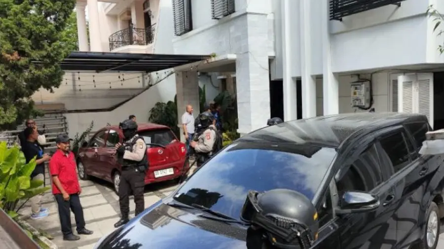 Inilah Barang Bukti yang Disita KPK saat Menggeledah Rumah Adik SYL di Makassar