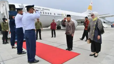 Terbang ke Mamuju, Wapres Disambut Pj Gubernur Sulbar Bahtiar