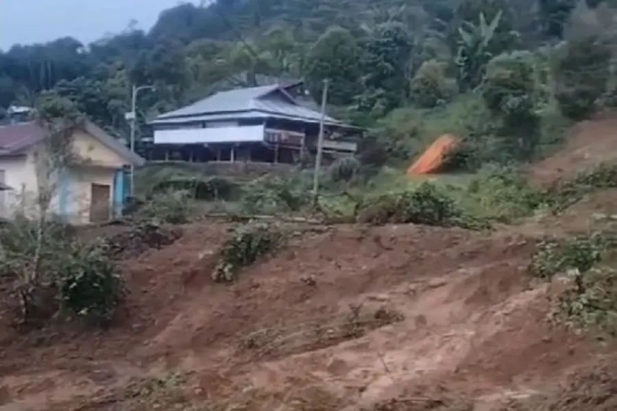 Pengungsi Korban Longsor Latimojong, Luwu, Mengaku Masih Merasakan Adanya Tanah Bergerak