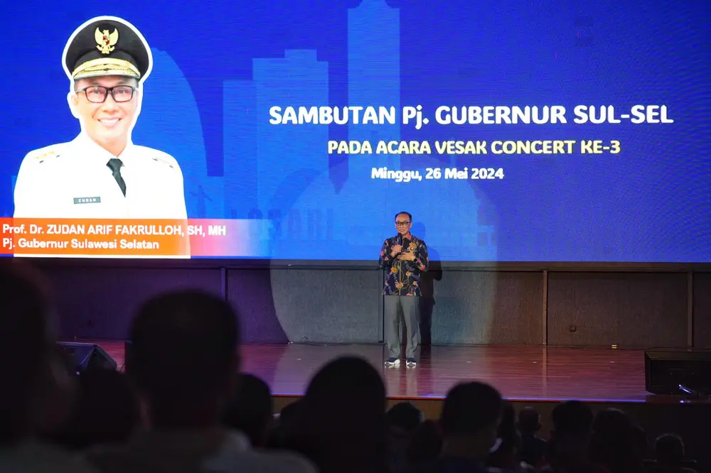 Dukung Perayaan Waisak, Penjabat Gubernur Sulsel Prof Zudan: Kolaborasi Perkuat Kerohanian
