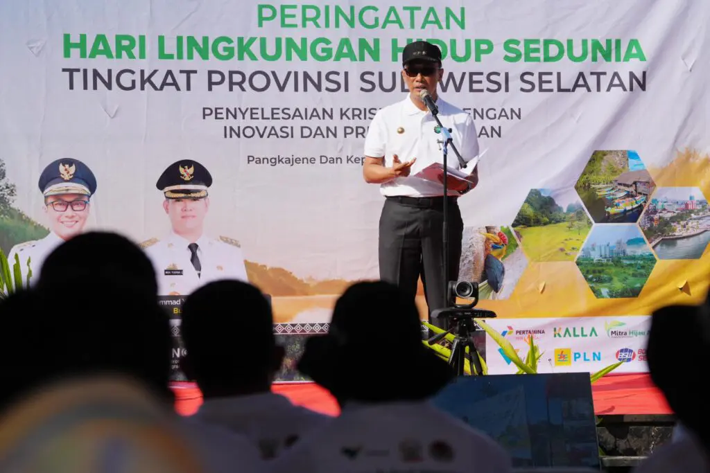 Tunaikan Gerakan Sulsel Menanam, Pj Gubernur Zudan Ajak Warga Pulihkan Lingkungan