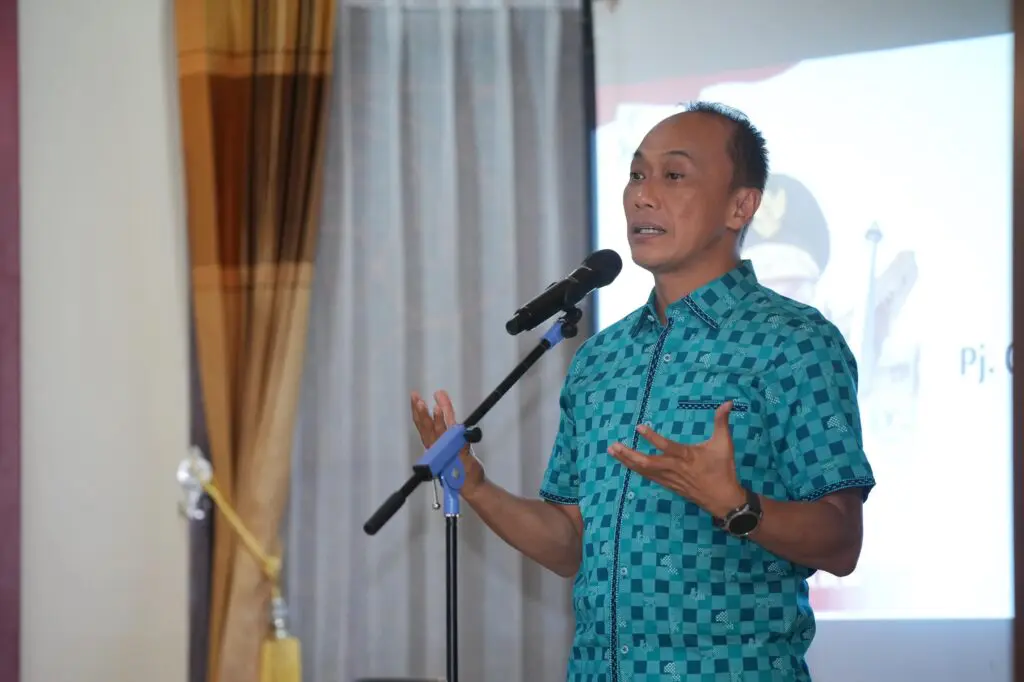 Pj Gubernur Zudan Kenalkan Program Sedekah Seribu Sehari 