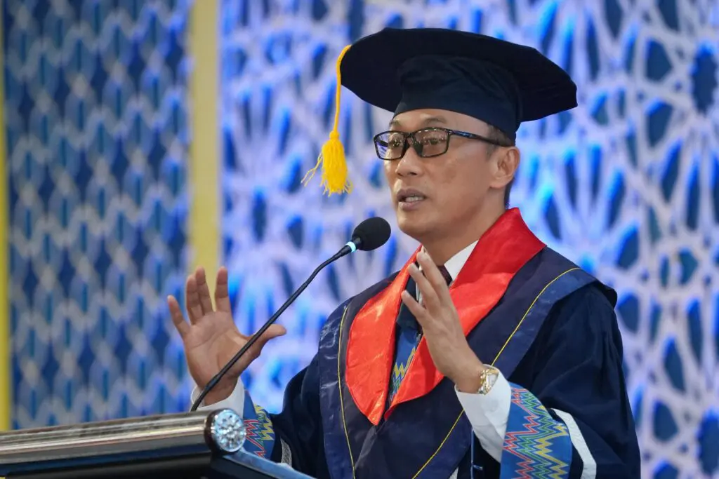 Orasi di Unismuh, Prof Zudan Ajak Rawat Spiritualitas, Religiusitas, dan Intelektualitas