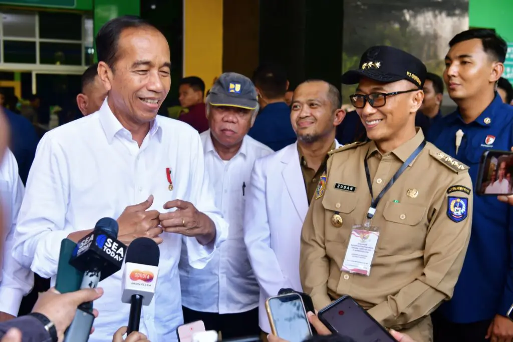 Kunjungi RSUD Sinjai, Jokowi: Bersih, Penataan Baik, Dokter Cukup