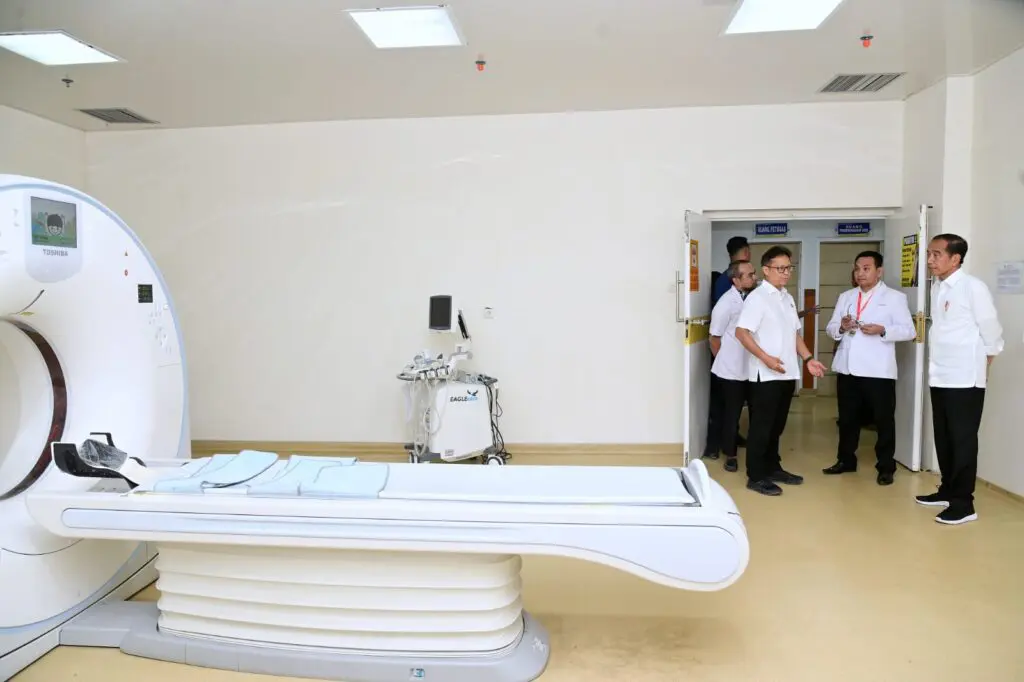 Jokowi, Presiden Pertama yang Kunjungi RSUD Prof Anwar Makkatutu Bantaeng 