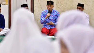 Kukuhkan Majelis Taklim Masjid Komplek Rujab Gubernur, Zudan: Saya Bantu Memakmurkan Masjid