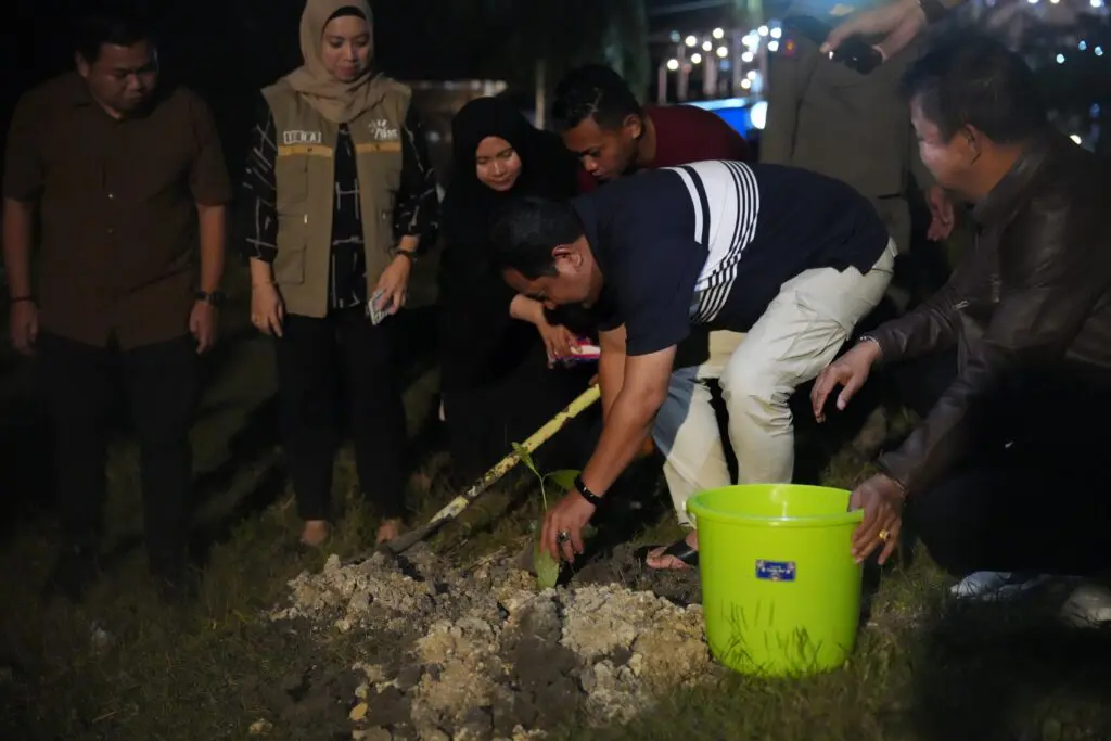 Cegah Bencana, Pj Gubernur Bahtiar Tanam Pohon di Taman Budaya Buttu Cipping