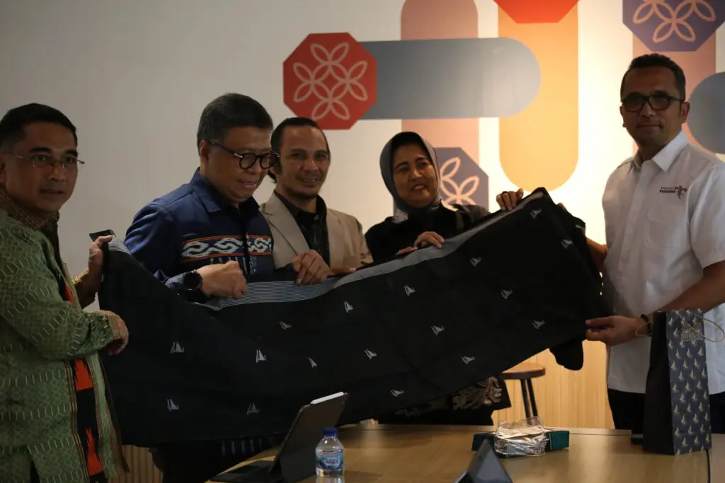 Kantor Menteri Sandiaga Uno “Full Support” Festival Sandeq Sulbar