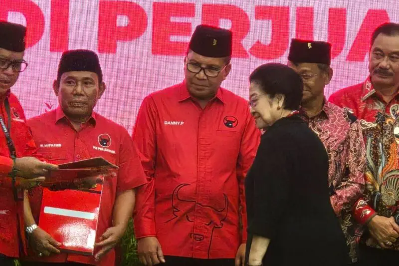 PDI-P Resmi Usung Danny Pomanto Berlaga di Pilgub Sulsel