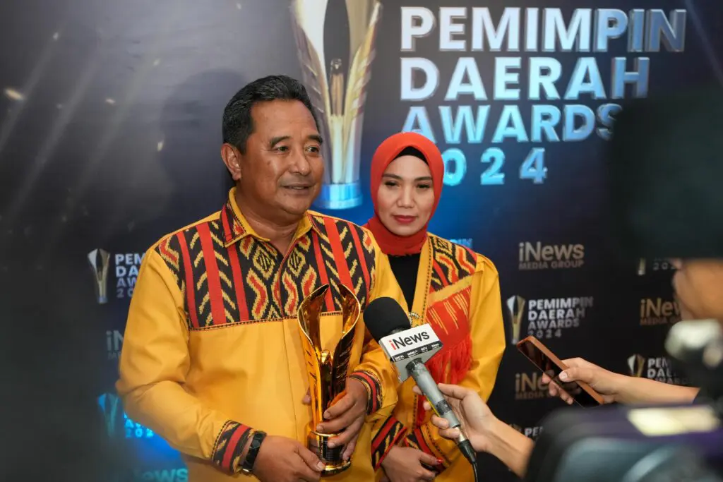 Lagi, Pj Gubernur Bahtiar Terima Penghargaan Pemimpin Daerah Award 2024