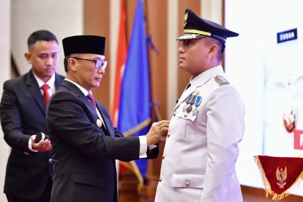 Pj Gubernur Zudan Lantik Andi Winarno Jadi Pj Bupati Bone