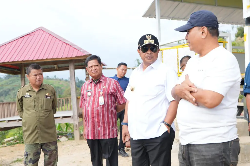 Pj Gubernur Bahtiar Pacu Pembentukan Ekosistem Bisnis Durian Montong di Polman 