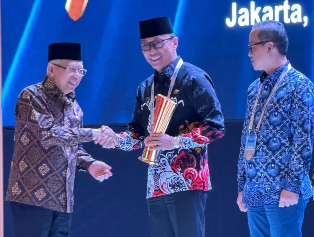 Sulsel Raih Dua Penghargaan Naker Award Tahun 2024