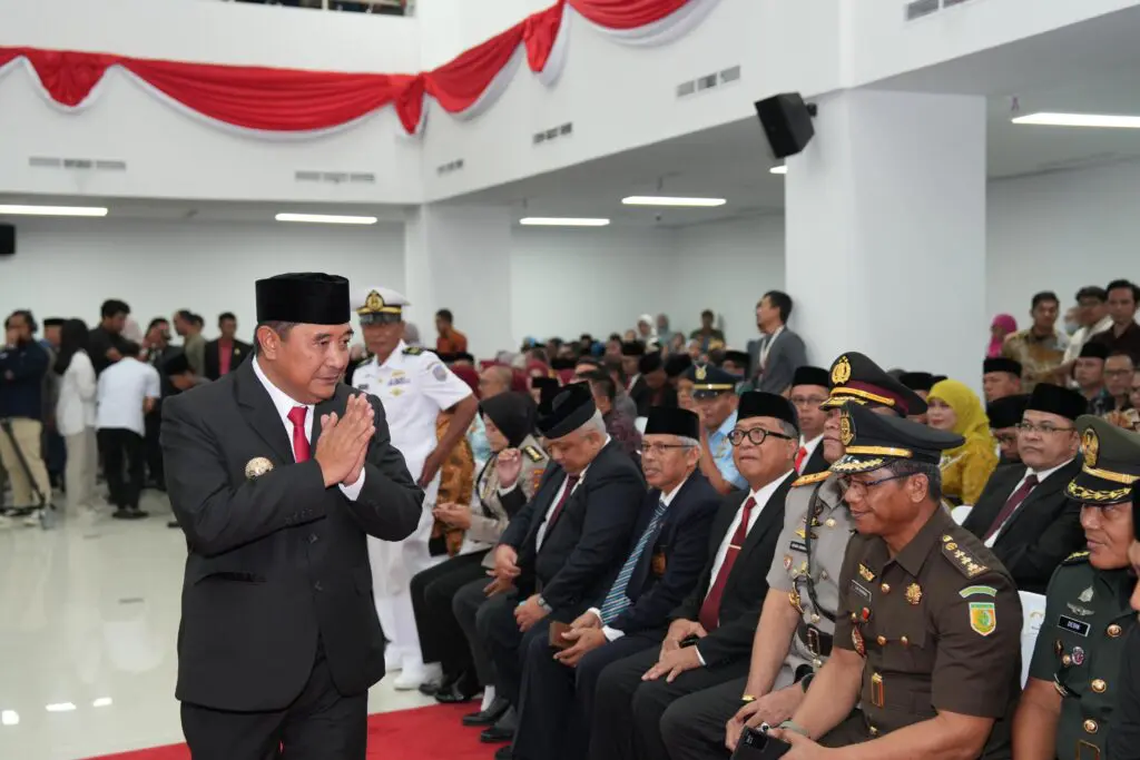 Pj Gubenur Bahtiar: Selamat Kepada Anggota DPRD yang Dilantik Hari ini   