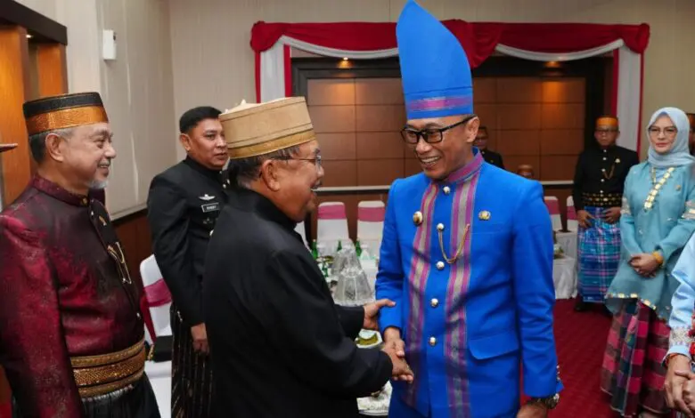 Jusuf Kalla dan Tokoh Nasional Hadiri Paripurna HUT Sulsel Ke-355 