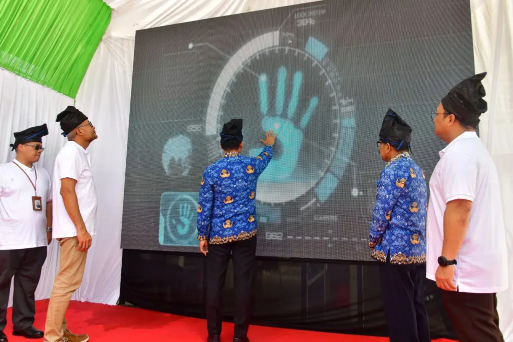 Pj Gubernur Sulsel Prof Zudan Launching Desa Digital di Bira Bulukumba