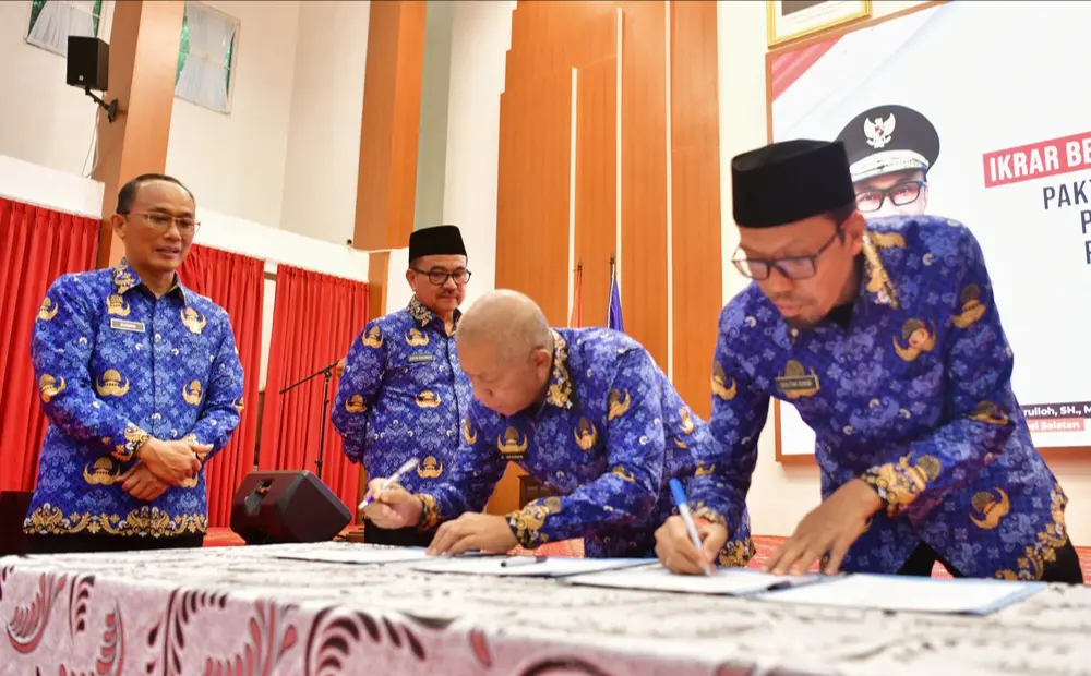 Pj Gubernur Minta ASN Pemprov Ikrar Bersama dan Tanda Tangani Pakta Integritas Netralitas Jelang Pilkada Serentak